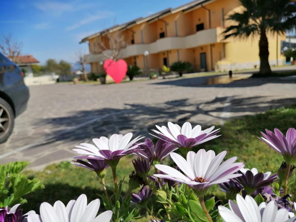 Aparthotel Conca Degli Dei Paestum Exterior foto
